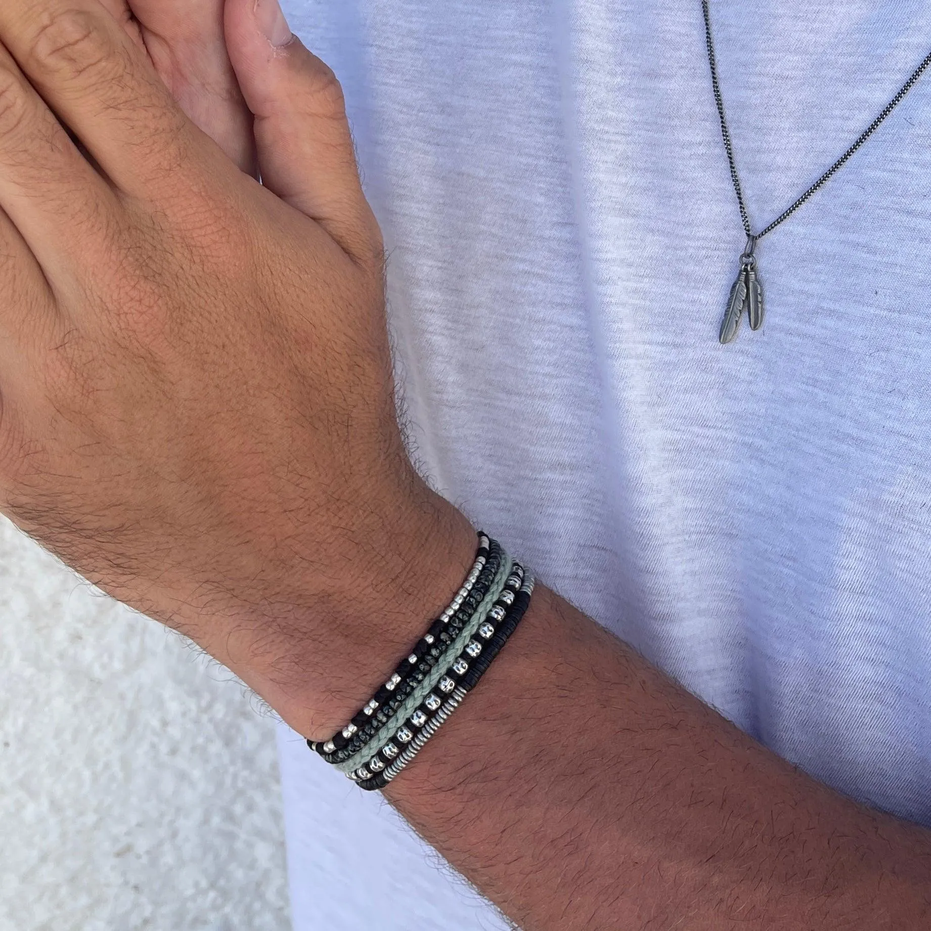 2mm Glass Beads Bracelet (Dyed Black)
