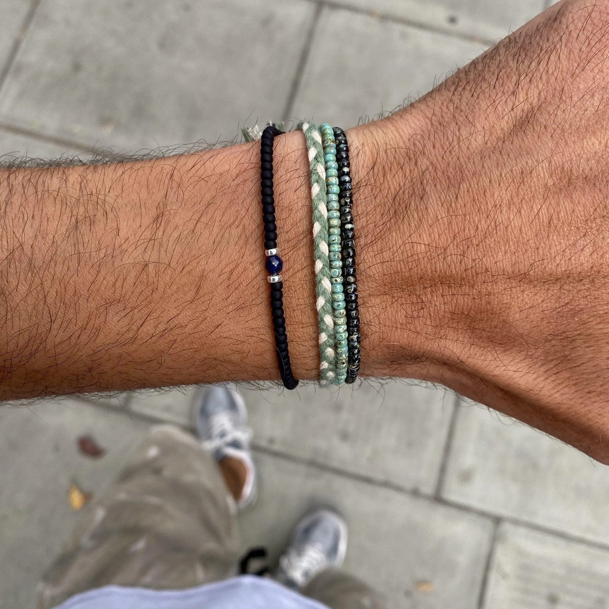 2mm Glass Beads Bracelet (Dyed Black)