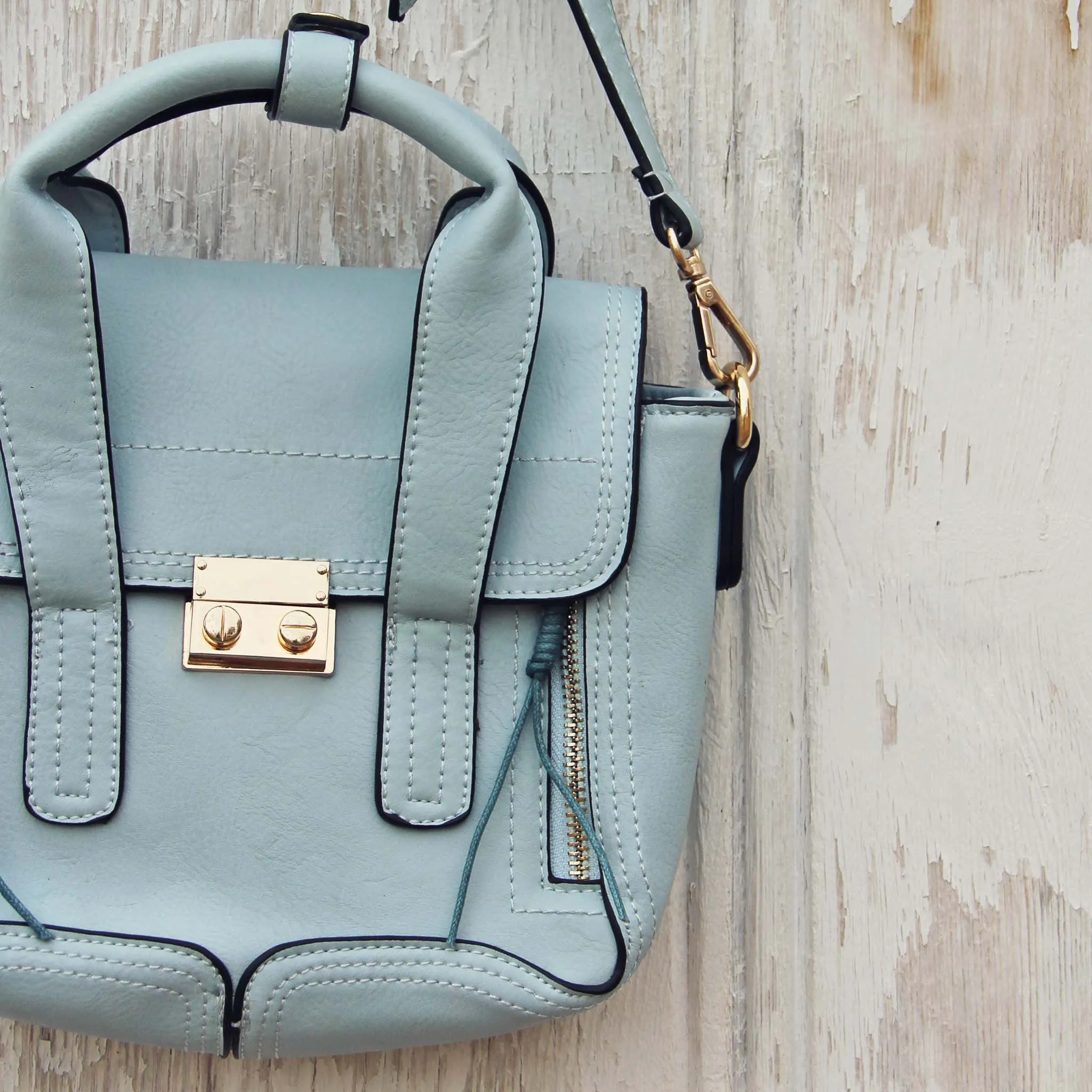 Desert Dweller Tote in Sky