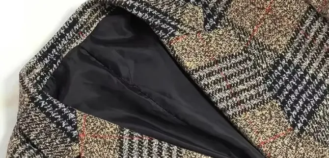 Elegant Men's Blazer with Timeless Design