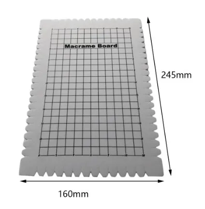 Planche pour macramé