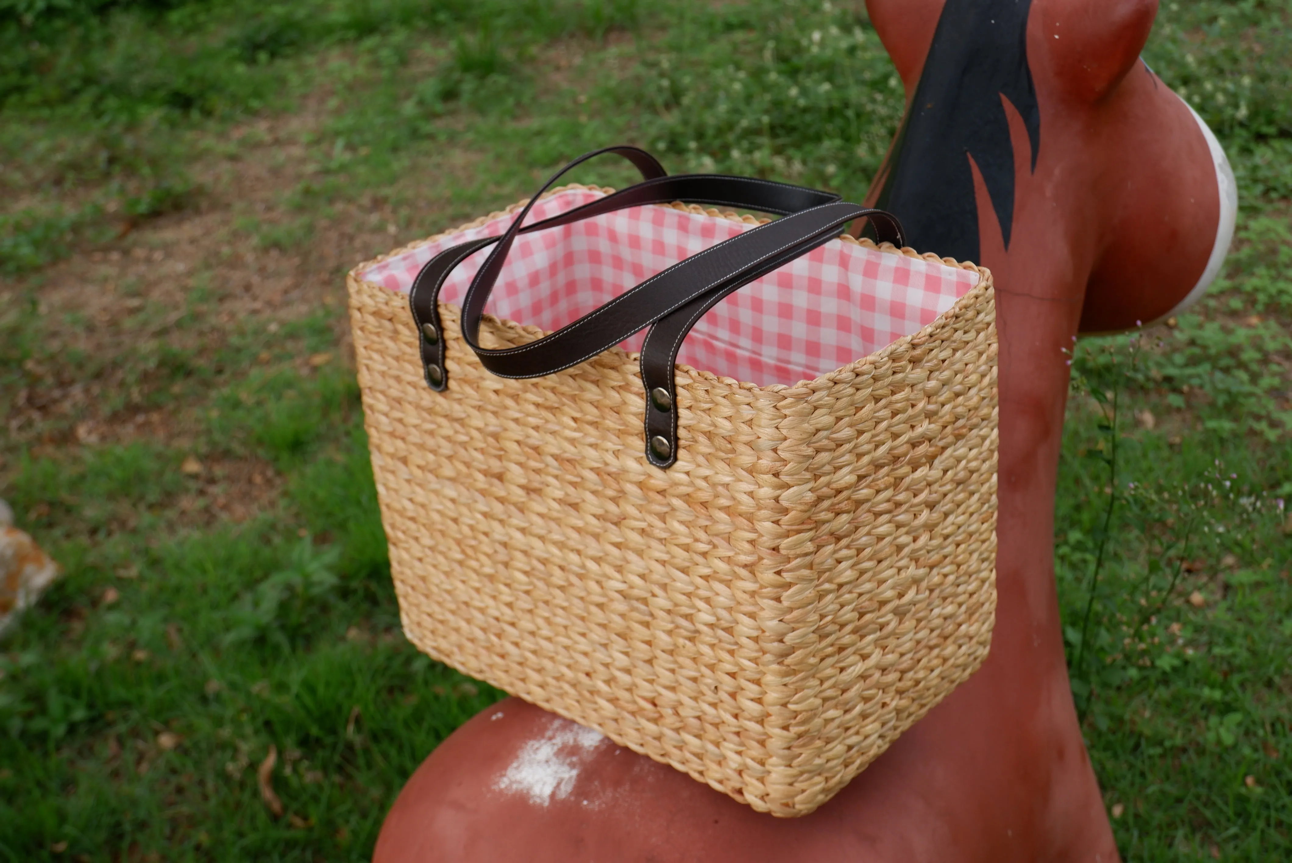 straw basket beach tote with leather handles