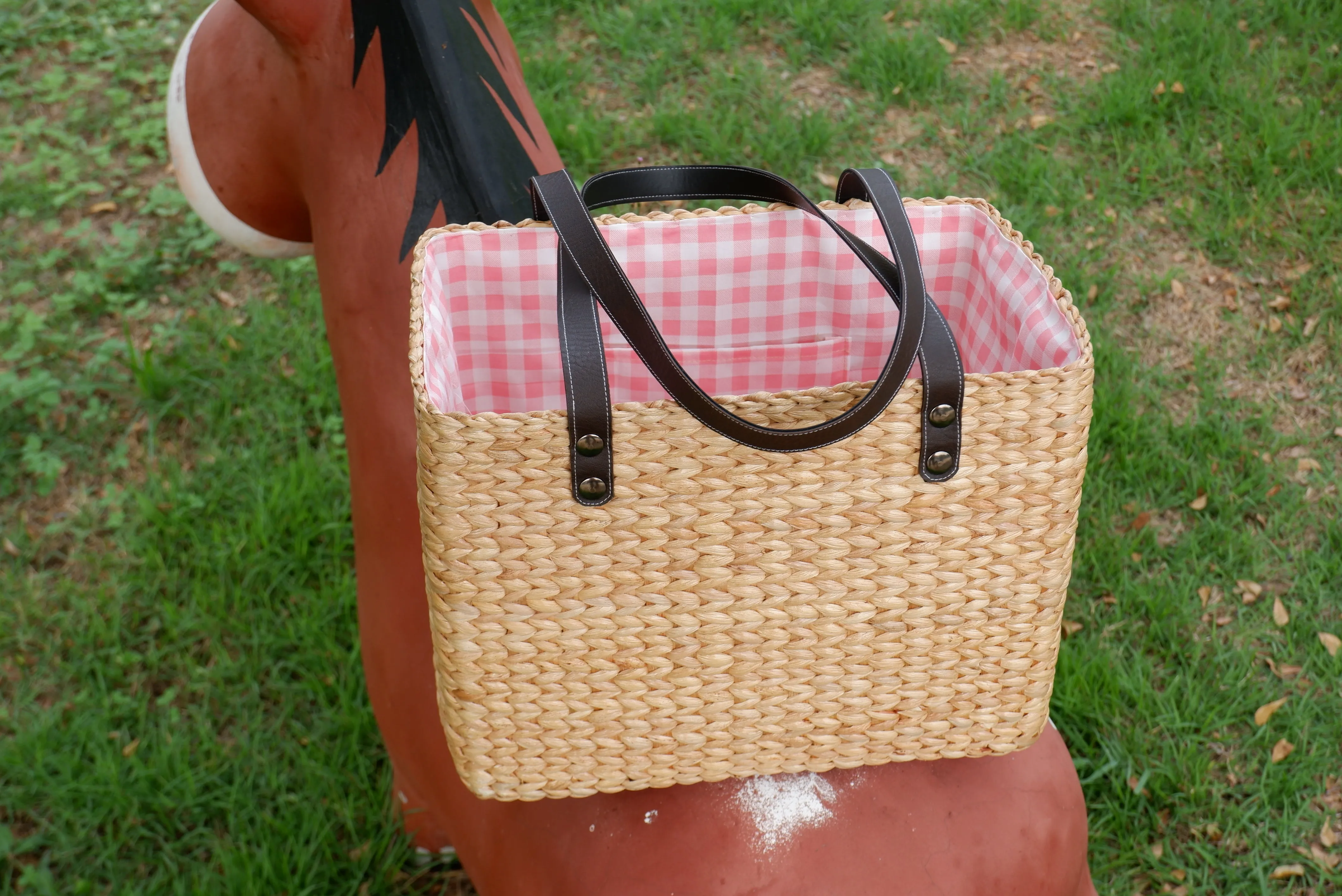 straw basket beach tote with leather handles