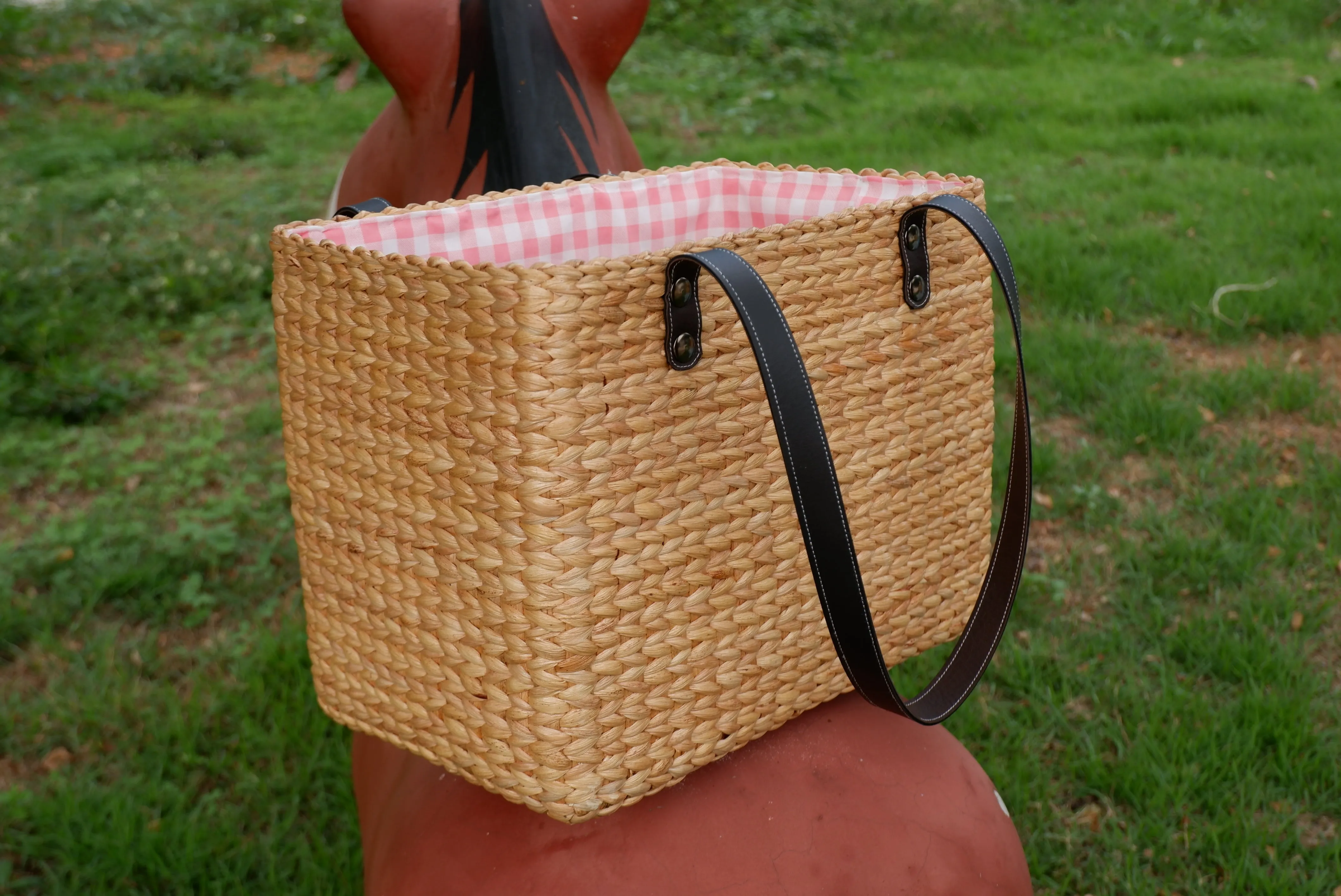 straw basket beach tote with leather handles