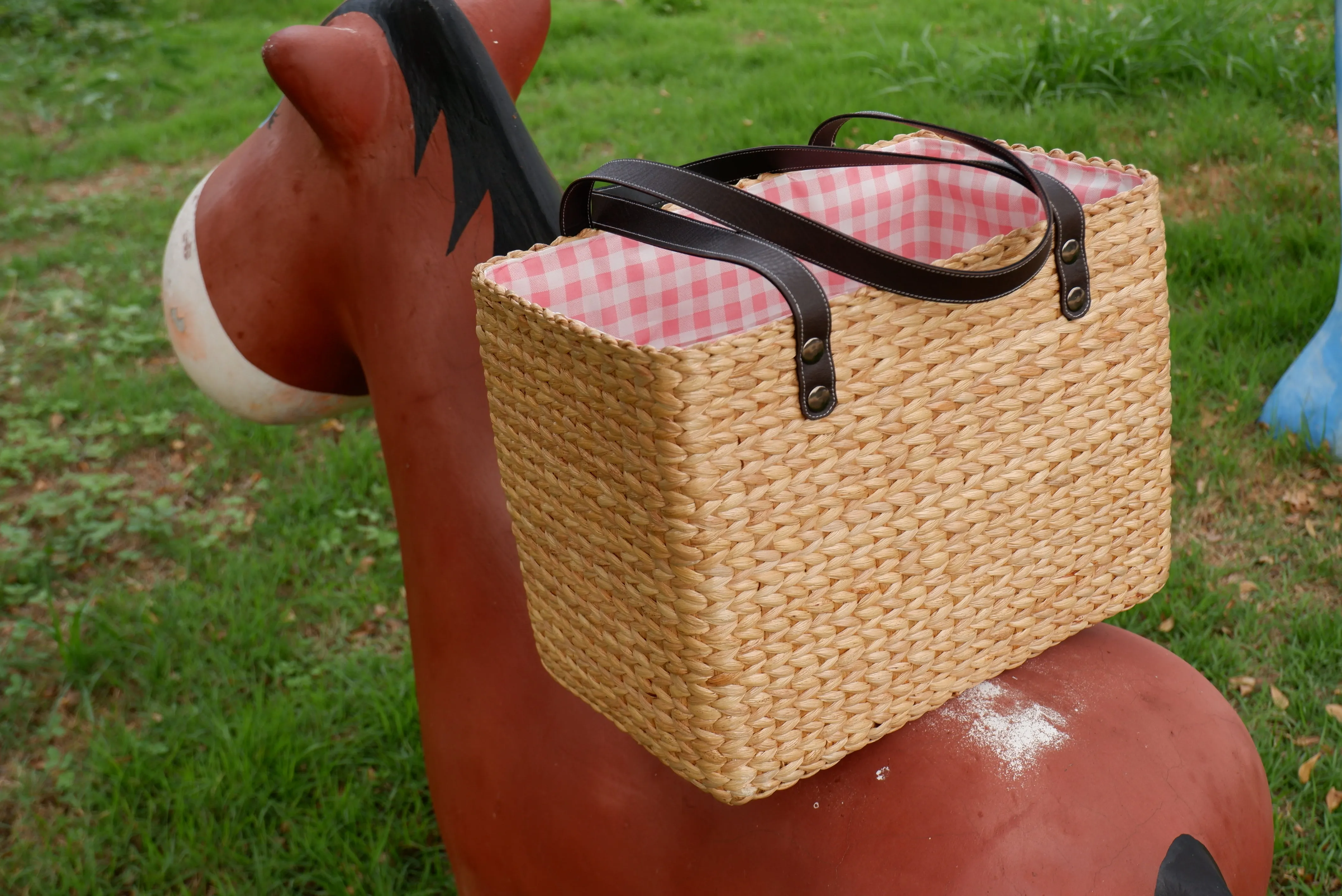 straw basket beach tote with leather handles